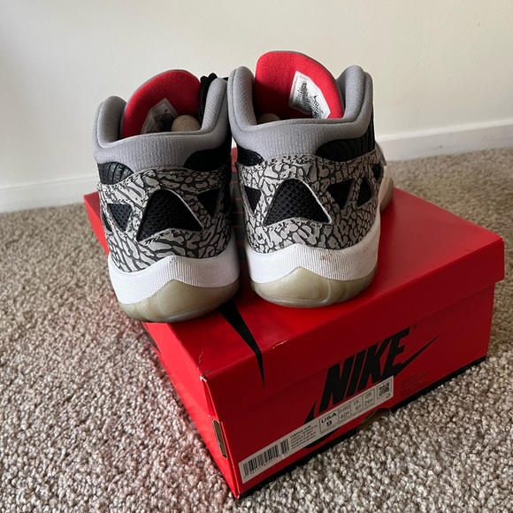 Retro Jordan’s main image 5